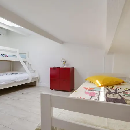 Le Chant Des 4 Sirenes By Interhome Holiday home